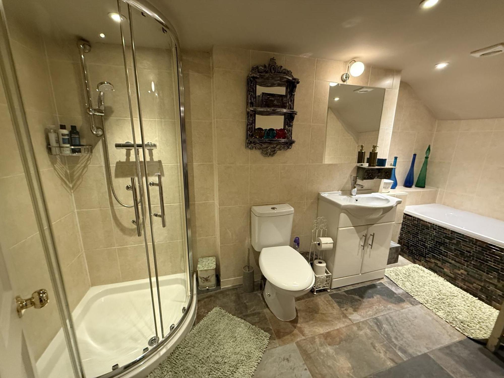 The Covenstead Hotel Glastonbury Room photo